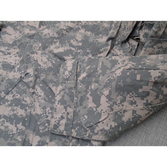 Defender M Digital Camo Men's Size Large BDU Full Zip Army Military Jacket - Picture 15 of 15